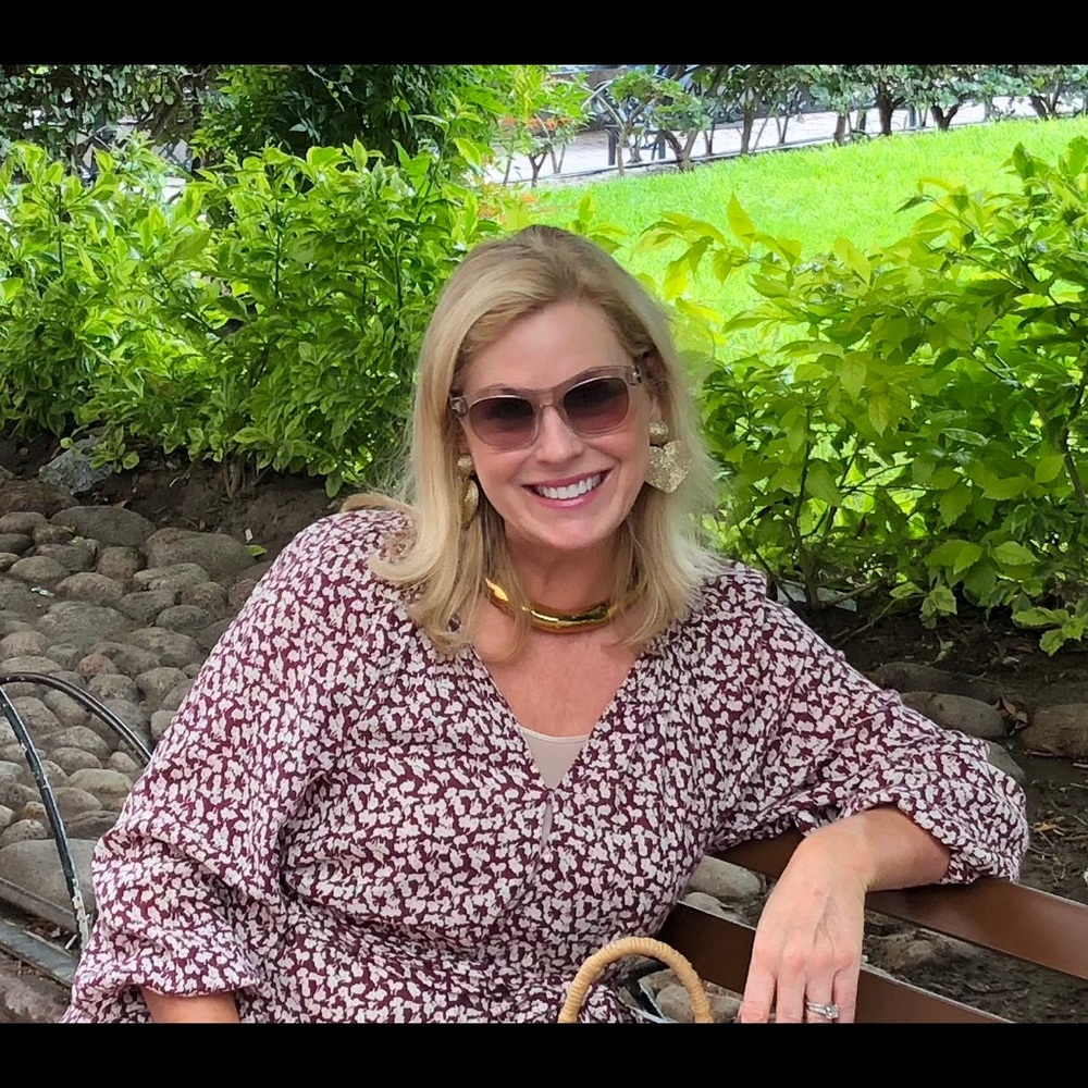 Meet your Posher, Paula